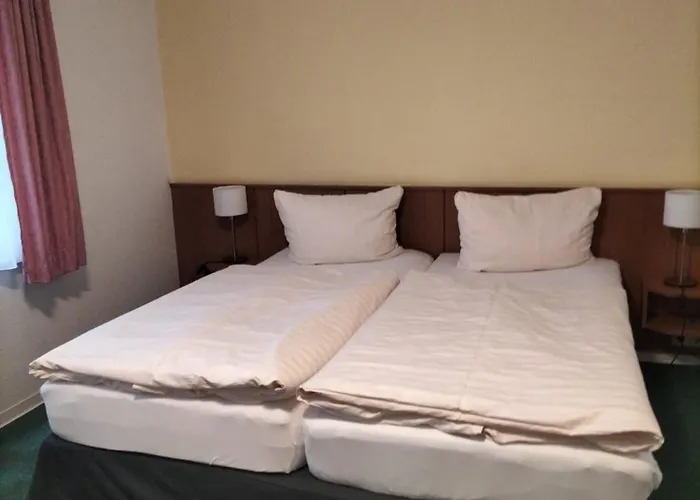 Und Restaurant Am Bismarckturm Otel Erfurt